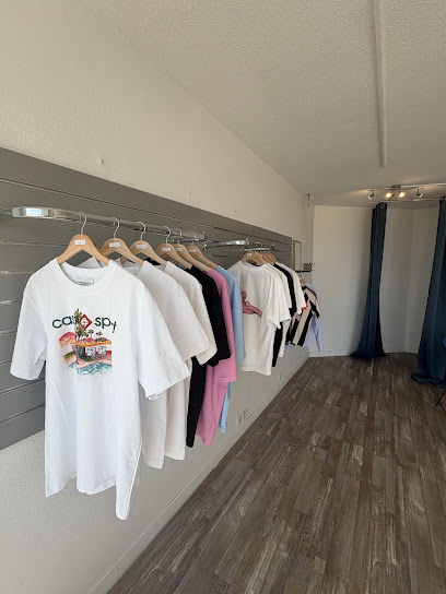 One Supp Sneakers Shop, Magasin De Chaussures aux Sables-d'Olonne