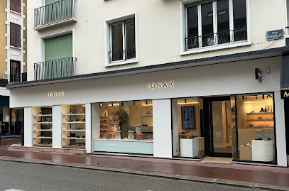 Jonak Magasin De Chaussures à Annecy