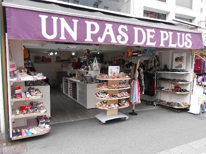 UN PAS DE PLUS, Magasin de Chaussures à Lourdes