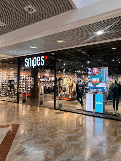 SNIPES, Magasin de Chaussures à Thiais