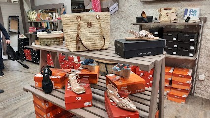 Myosotis, Magasin de Chaussures à Surgères