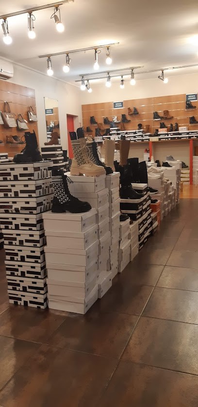 Jenna, Magasin de Chaussures à Alès