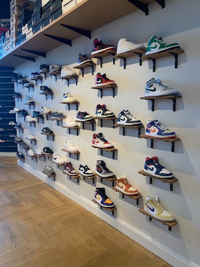 Walk & sweaters, Magasin de Chaussures à Biganos