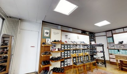 Grande Cordonnerie Française, Magasin de Chaussures à Neufchâteau